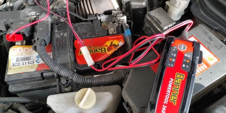 Charging start stop battery sale