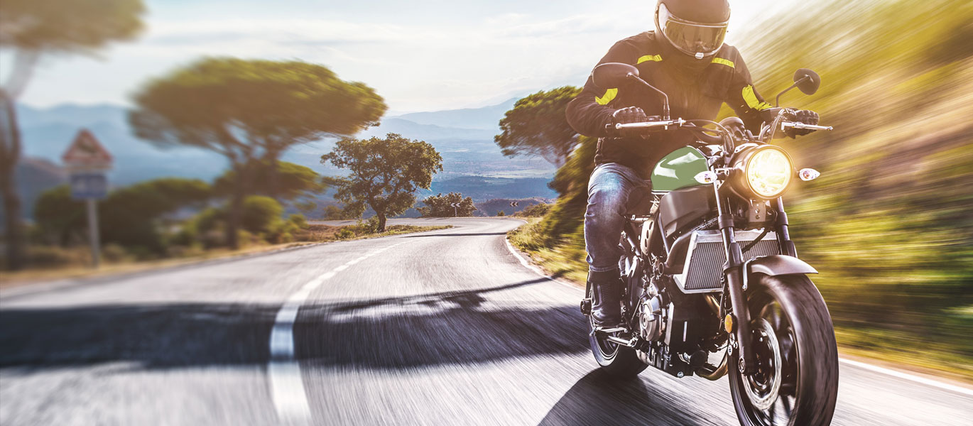 Banner Bike Bull GEL inside Piaggio Vespa